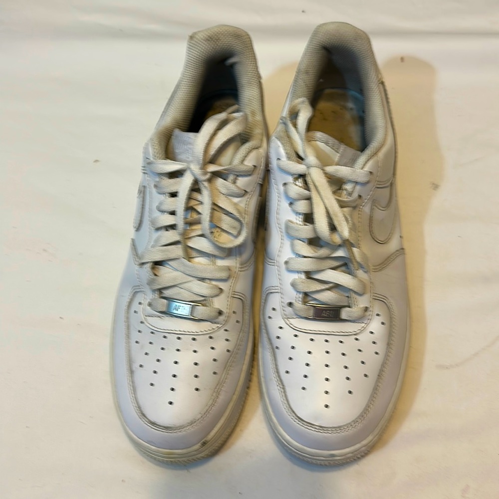 NIKE Air Force 1 One Low Shoes - Triple White - Mens Size 9.5- 315122 111
